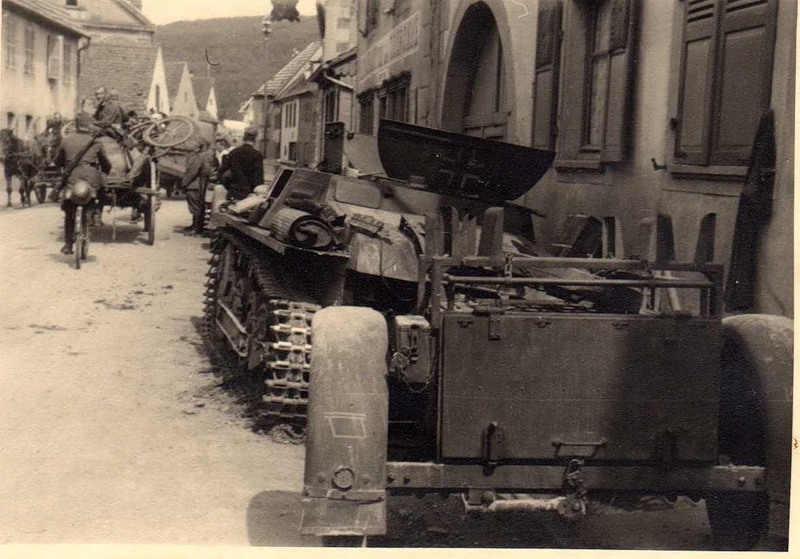 Lánctalpas lőszerszállítók I.